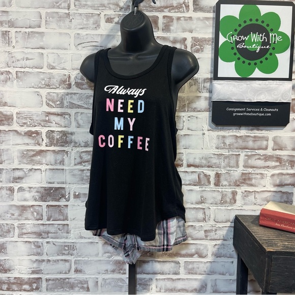 Pajama bundle box Stars Above Black and White Floral Pajama Sets small - Picture 5 of 16